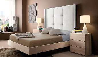https://pixabay.com/en/bedroom-bed-room-books-read-2837439/
